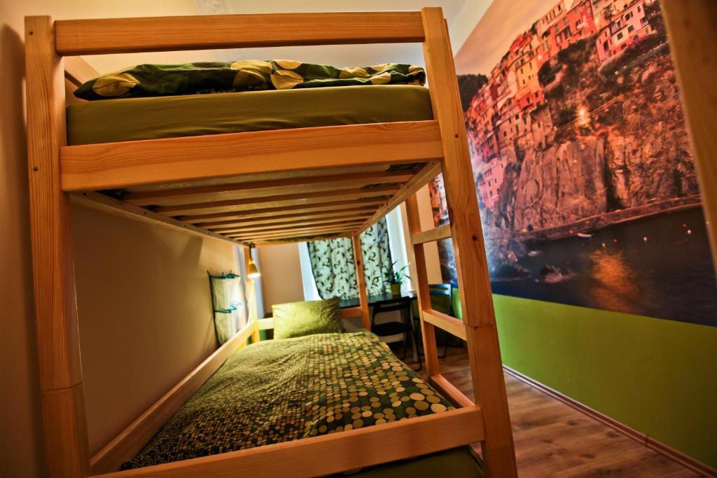 Poco Loco Hostel Познан Стая снимка