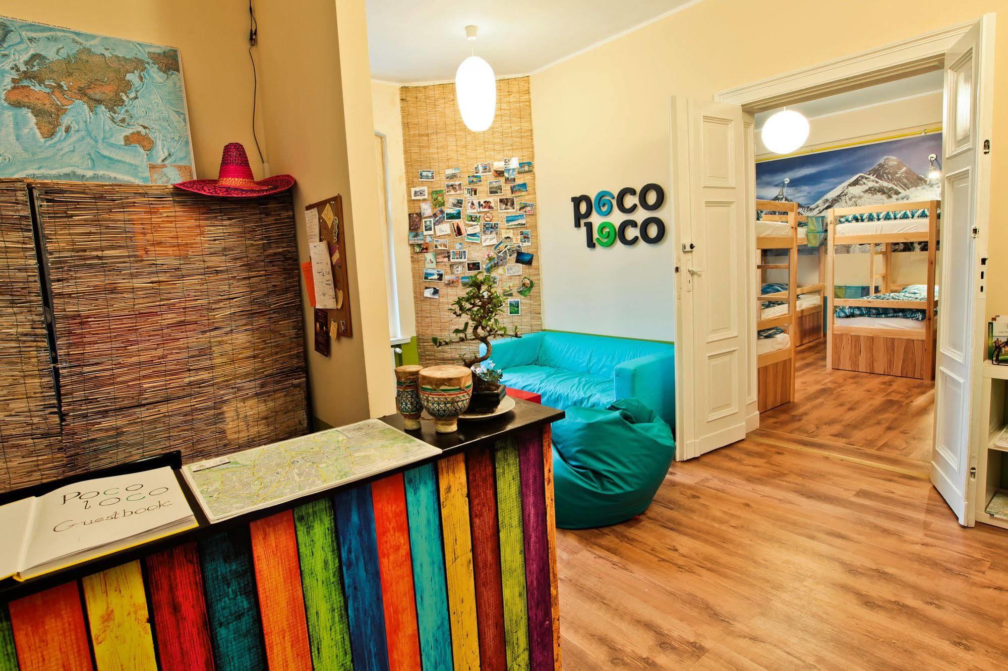 Poco Loco Hostel Познан Екстериор снимка