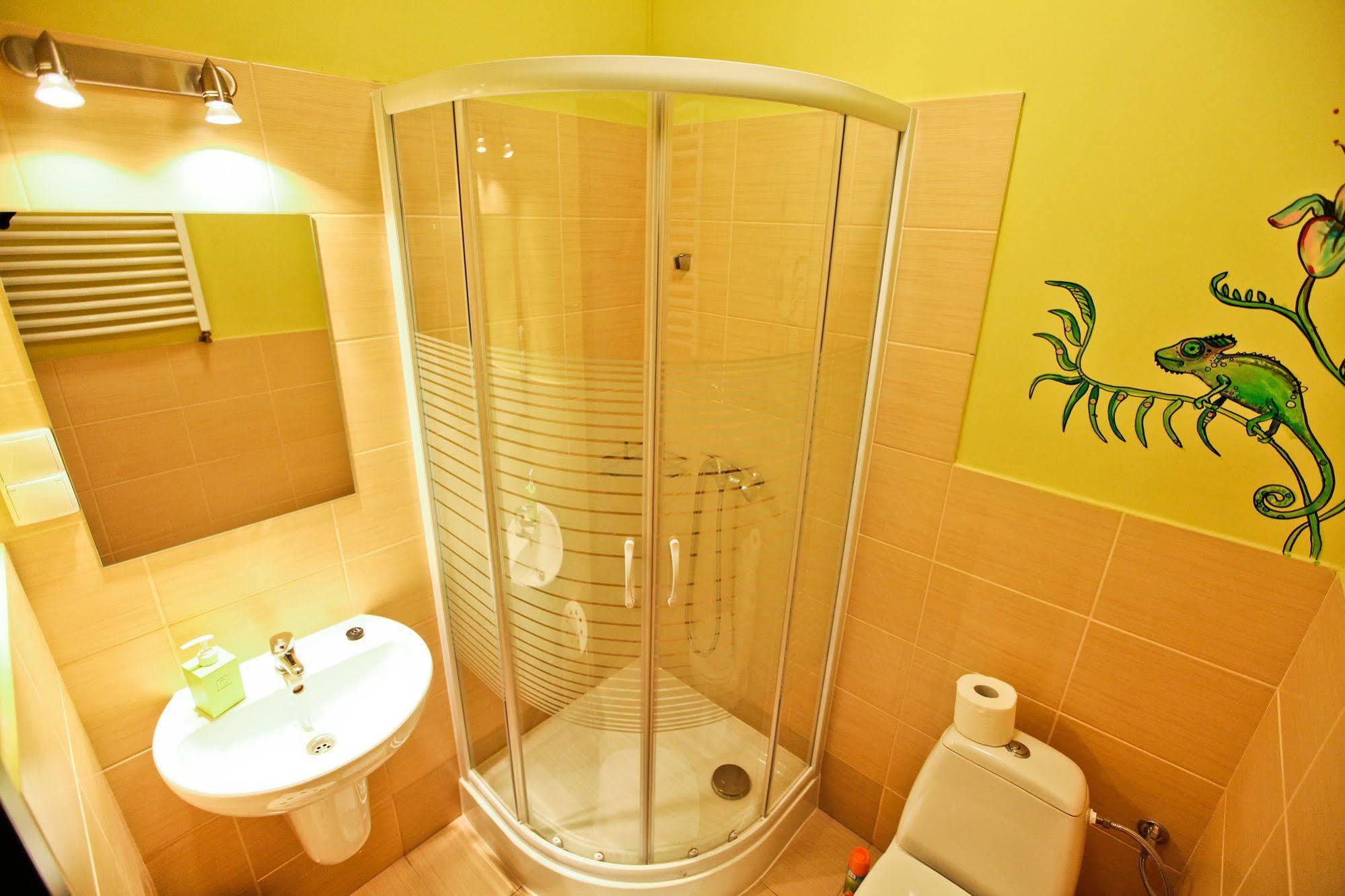 Poco Loco Hostel Познан Екстериор снимка
