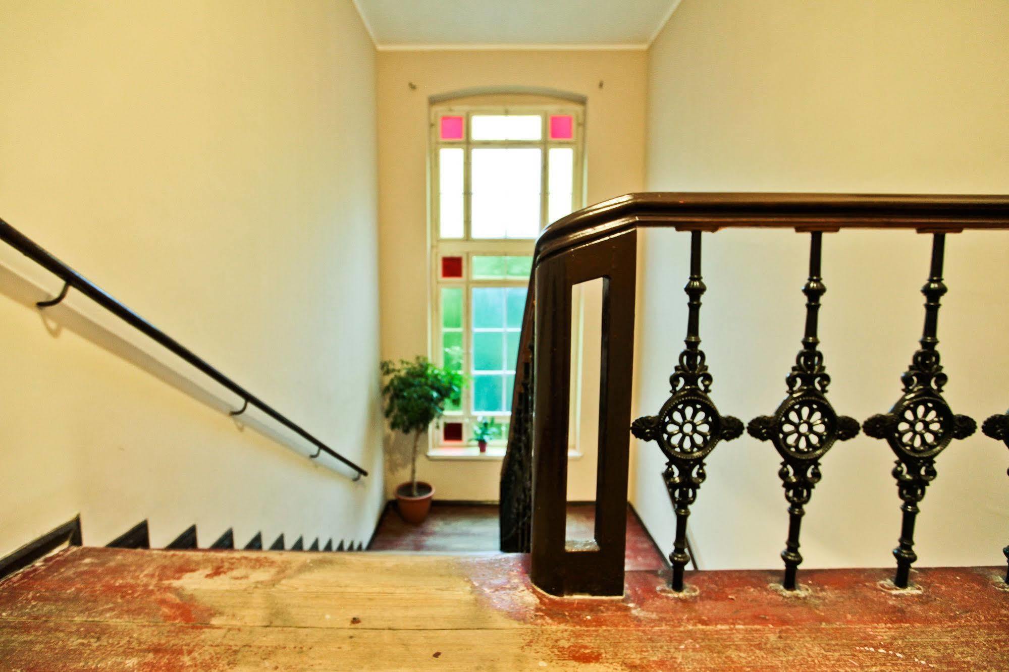 Poco Loco Hostel Познан Екстериор снимка