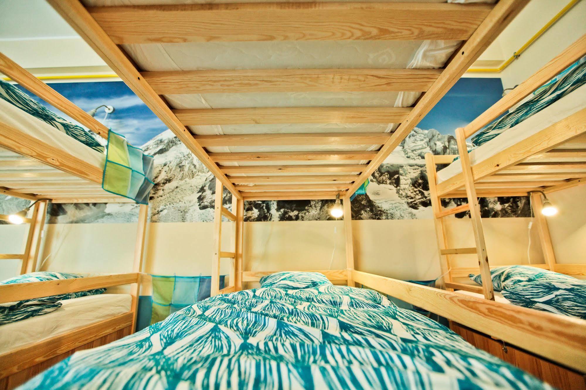 Poco Loco Hostel Познан Екстериор снимка
